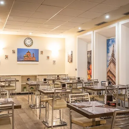 Отель Quality Gran Mogol 3*