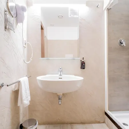 Отель Quality Gran Mogol Турин