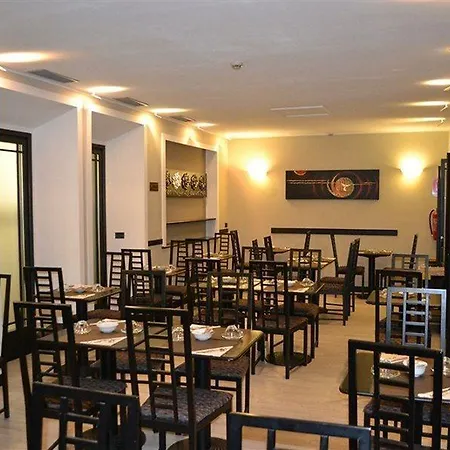 Quality Gran Mogol Hotel 3*