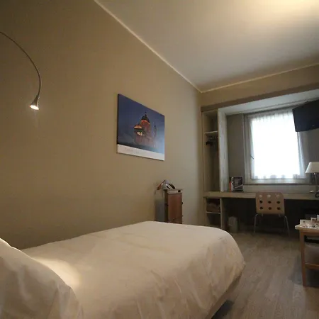 Quality Gran Mogol Отель